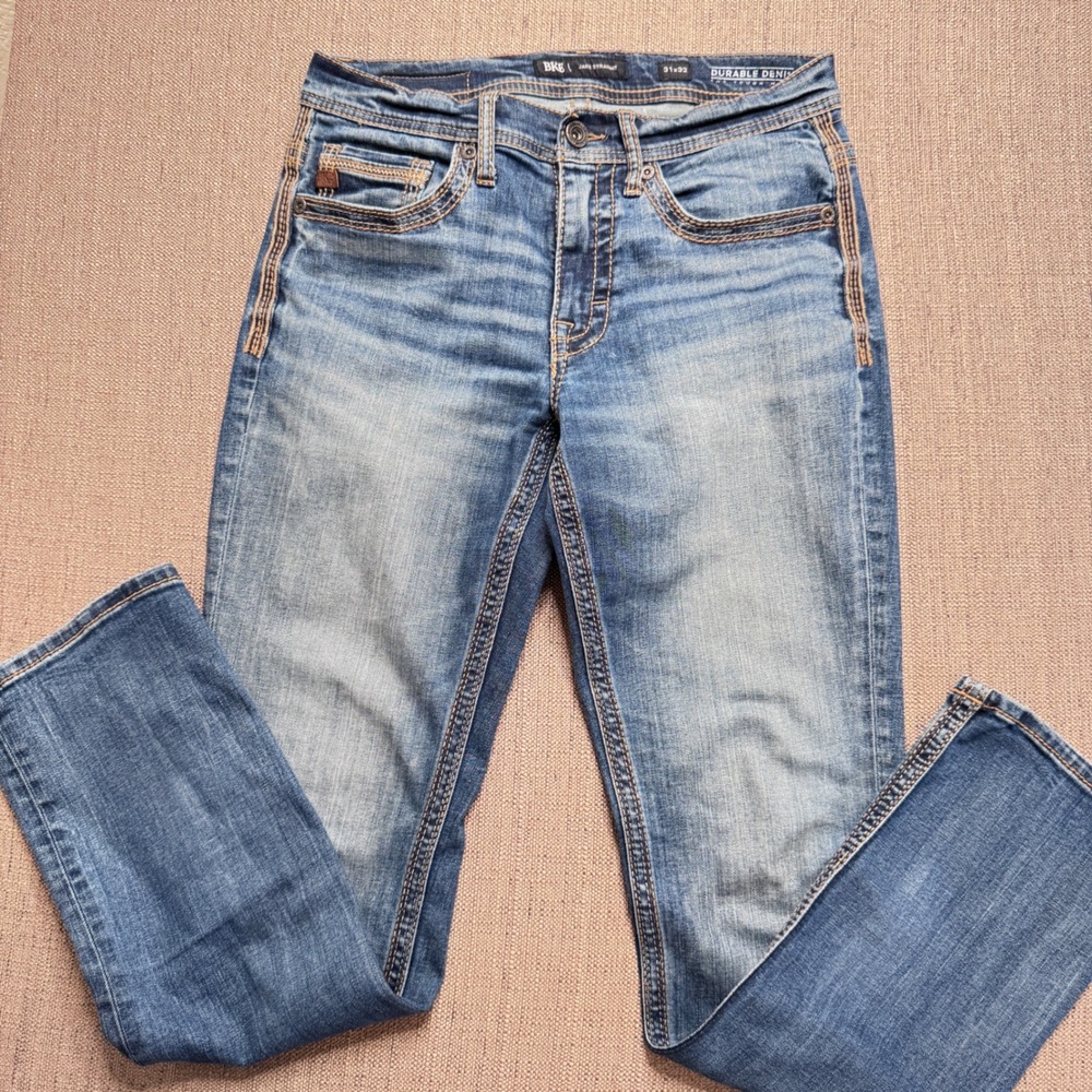 BKE Jake Straight Leg Jeans Mens 31x32 Medium Wash Durable Denim Blue